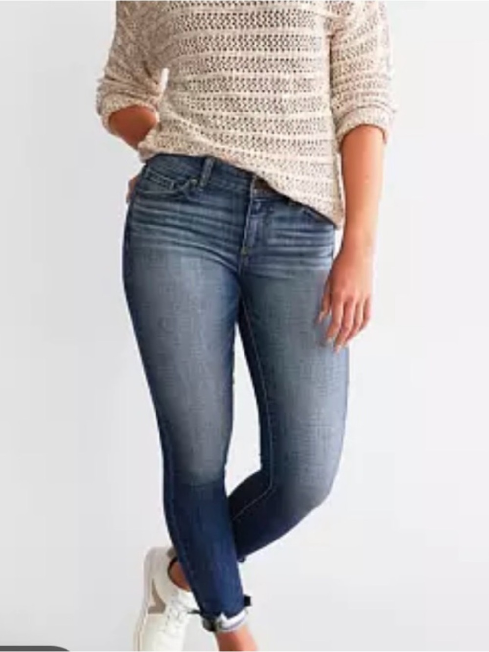 Slim mid- Rise Women's Jeans in Washed Blue